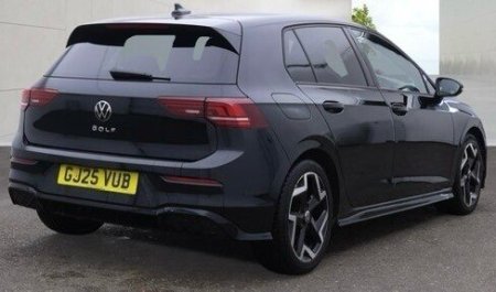 2025 Volkswagen Golf - photo 3