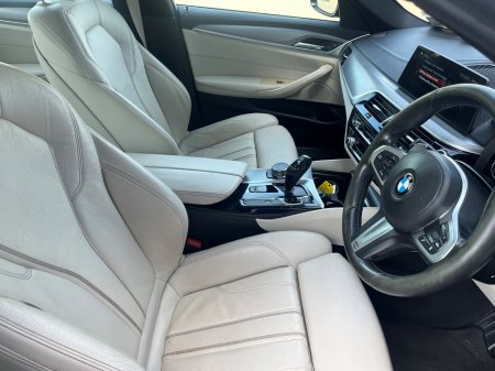 2017 BMW 5-Series - photo 33