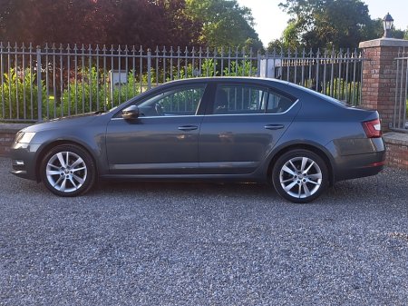 2020 Skoda Octavia - photo 3