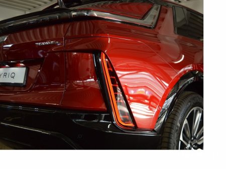 2026 Cadillac Lyriq - photo 26