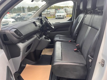 2022 Opel Vivaro - photo 11