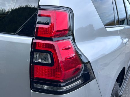 2021 Toyota Land Cruiser - photo 24
