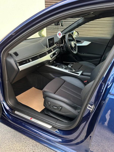2017 Audi A4 - photo 23