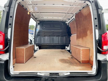 2022 Mercedes-Benz Vito - photo 16