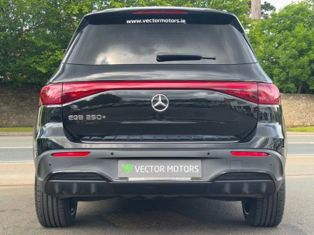 2025 Mercedes-Benz EQB - photo 8