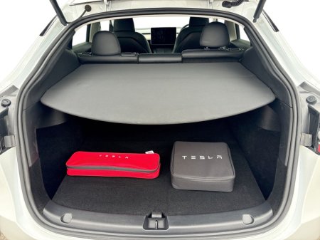 2023 Tesla Model Y - photo 16