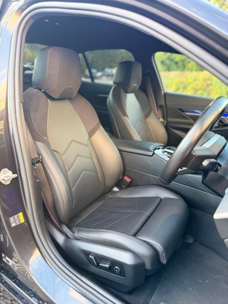2023 BMW i5 - photo 13