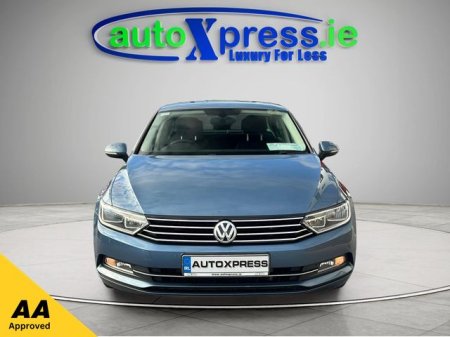 2017 Volkswagen Passat - photo 2