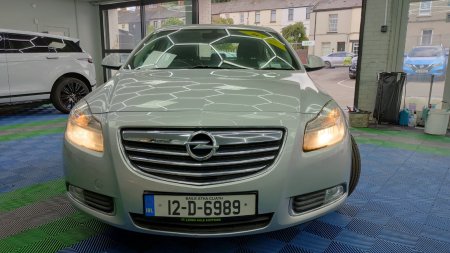 2012 Opel Insignia - photo 2