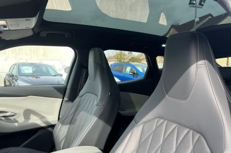 2025 Ford Capri - photo 19