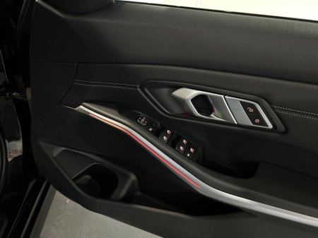 2021 BMW 3-Series - photo 10