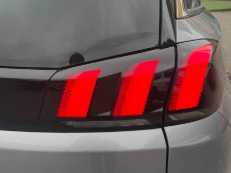 2020 Peugeot 5008 - photo 16