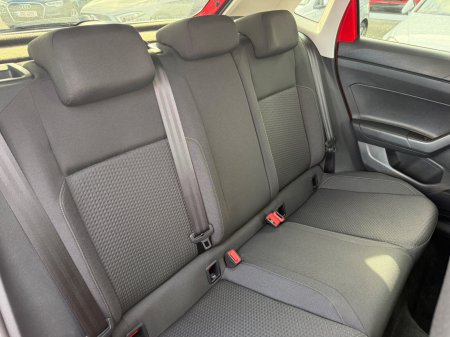 2020 Volkswagen Polo - photo 11