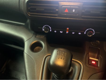2023 Peugeot Partner - photo 15