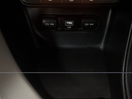 2021 Kia Sportage - photo 30