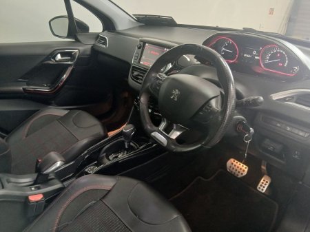 2017 Peugeot 2008 - photo 10