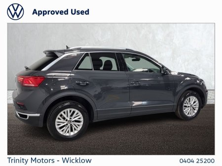 2021 Volkswagen T-Roc - photo 3