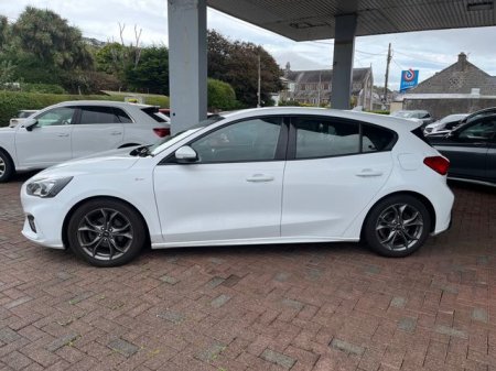 2019 Ford Focus - photo 2