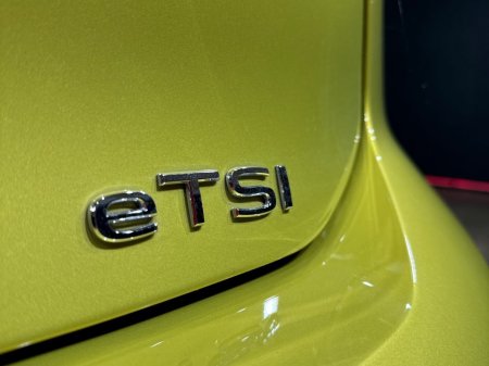2023 Volkswagen Golf - photo 10