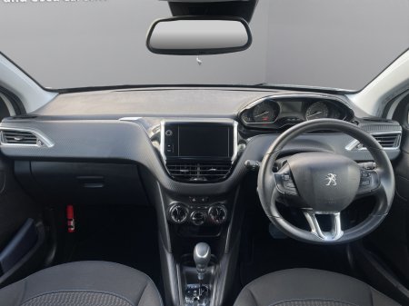 2018 Peugeot 208 - photo 15