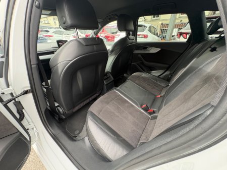 2017 Audi A4 - photo 28