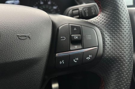 2020 Ford Fiesta - photo 24