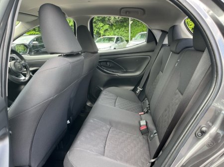 2024 Toyota Yaris - photo 7