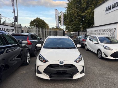 2021 Toyota Yaris - photo 3