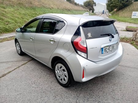 2018 Toyota Aqua - photo 6