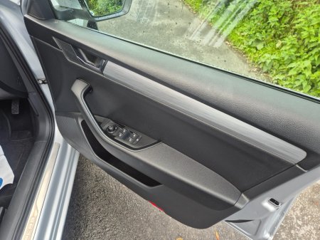 2023 Skoda Superb - photo 12
