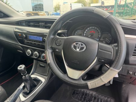 2014 Toyota Corolla - photo 3