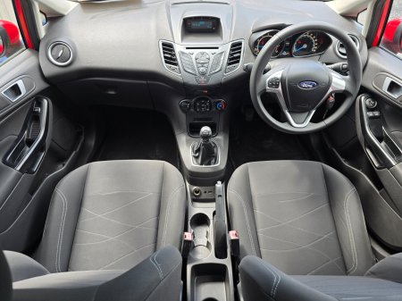 2015 Ford Fiesta - photo 9