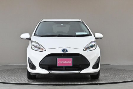2020 Toyota Aqua - photo 2