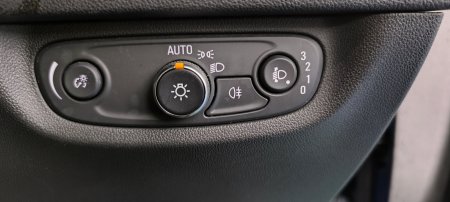 2020 Opel Insignia - photo 18