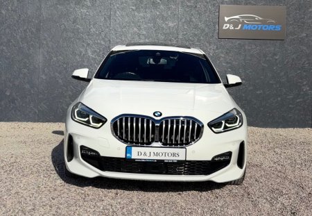 2022 BMW 1-Series - photo 5