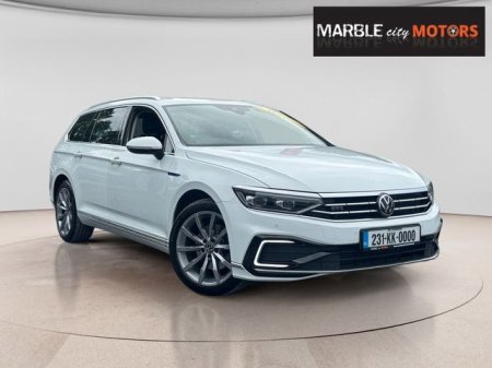 2023 Volkswagen Passat GTE ADVANCE DSG