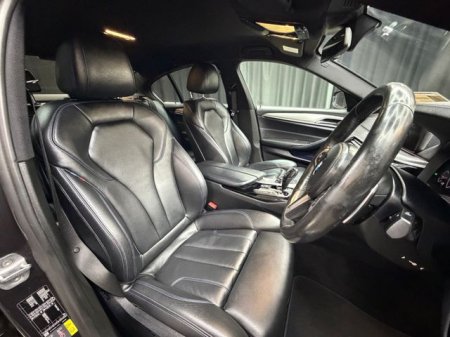 2018 BMW 5-Series - photo 19