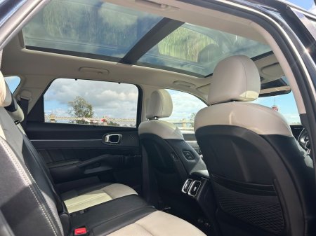 2023 Kia Sorento - photo 16