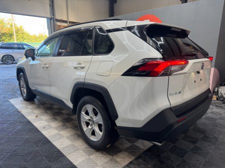 2021 Toyota RAV4 - photo 5