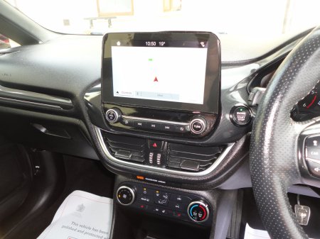 2018 Ford Fiesta - photo 12