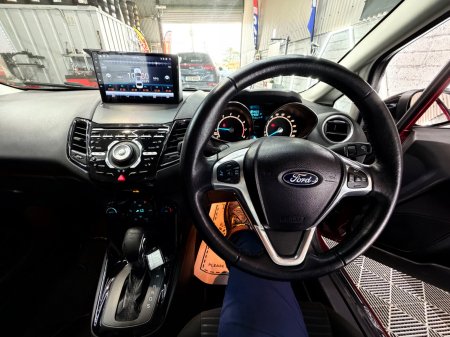 2014 Ford Fiesta - photo 9