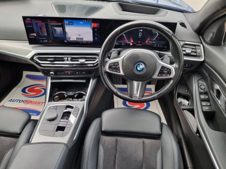 2023 BMW 3-Series - photo 25