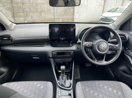 2024 Toyota Yaris - photo 8