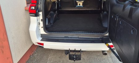 2018 Toyota Land Cruiser - photo 6