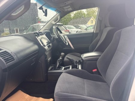 2021 Toyota Land Cruiser - photo 6