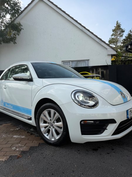 2017 Volkswagen Beetle - photo 4