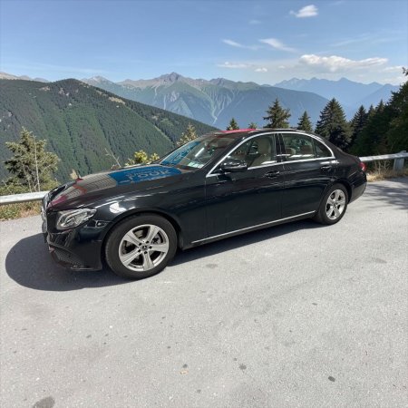 2018 Mercedes-Benz E-Class - photo 16