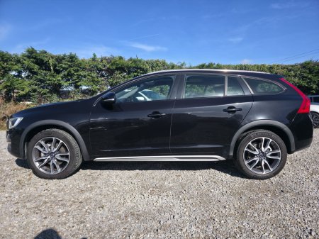 2018 Volvo V60 - photo 2