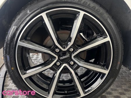 2021 Toyota Yaris - photo 14