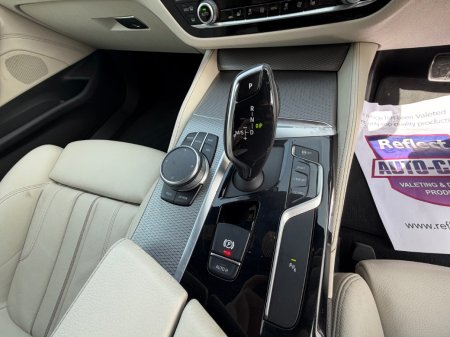 2020 BMW 5-Series - photo 28